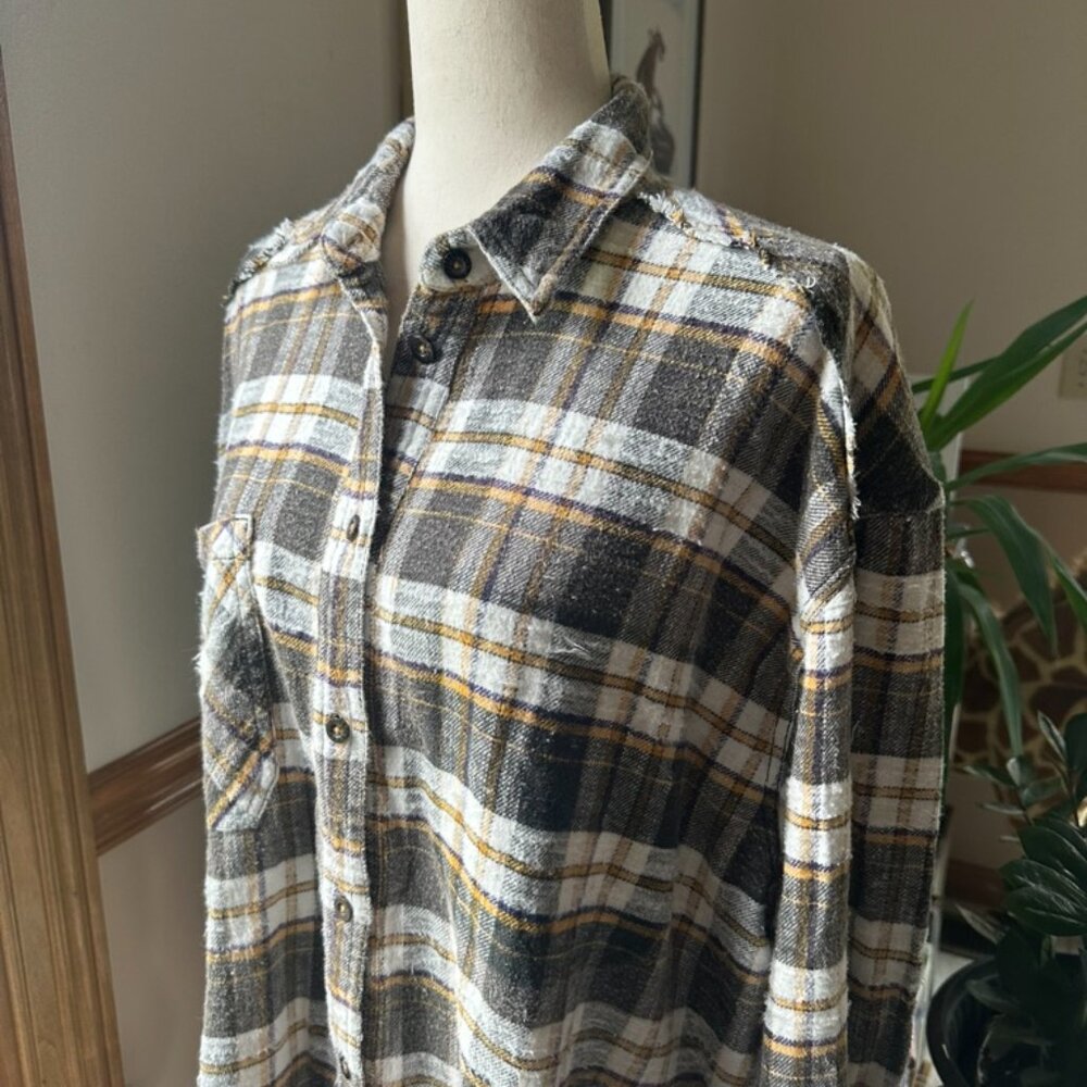Urban Outfitters Boyfriend Flannel Shirt, M, NWT, Vintage Distressed Style